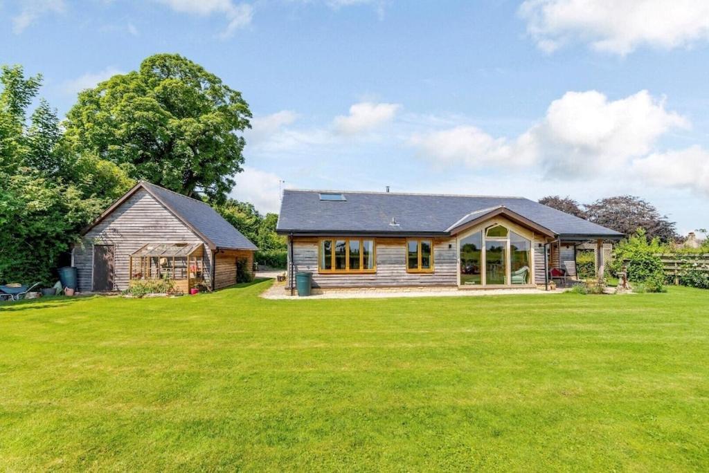 Peaceful Pretty Cottage With Fabulous Rural Views And Open Space. New Listing Bishop Monkton Экстерьер фото
